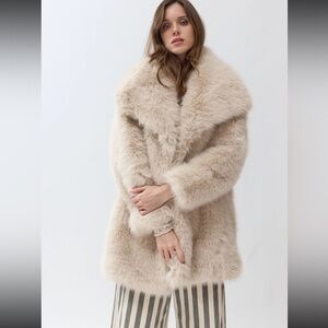 ShopEvelynne Cream Teddy Jacket